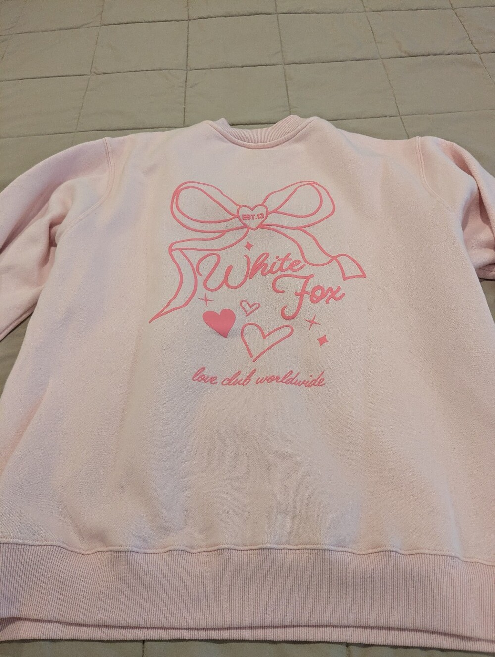White Fox Women’s Pink Graphic Sweatshirt